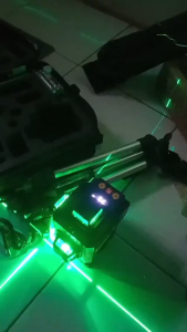 KALLA SET LENGKAP TAFFWARE Hilda Laser Level 4D 16 Line + 2 baterai + tripod tukang bangunan LD-515