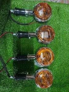 ไฟเลี้ยวSR400/SR500