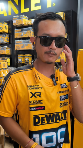 DEWALT หูฟังบลูทูธ แบบคล้องคอ หูฟังไร้สาย PRO-MAX (JOBSITE Bluetooth 5.0) รุ่น DXMA1902093E
