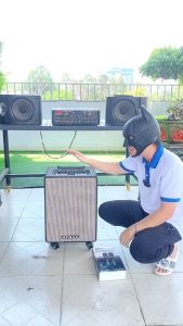 Micro không dây đa năng AK298 - Micro Không Dây Cao Cấp Chính Hãng Chống Hù Rè Hiệu Quả Hỗ Trợ Nâng Giọng Hát Khi Hát Bảo Hành Đến 12 Tháng. Tặng hộp đựng mic