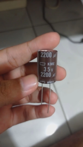 Elko 35v 2200uF / 2200uF 35v Aur Original Isi 5pcs
