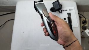 Alat Cukur Rambut Waterproof Kairui Hc-001 Mesin Cukuran Cas Wed And Dry