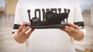 Sandals for men and women summer breathable beach sandal Casual Sandals Fashionable and comfortable
