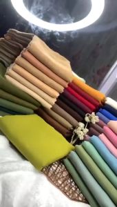 Hijab Segi Empat Paris Old Varisha Redrose