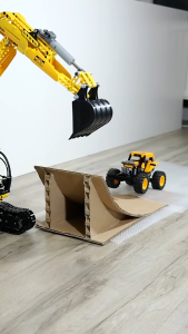 [BrickStory] LEGO Technic Monster Jam DIGatron Pull-Back (42199)(218 Pieces)