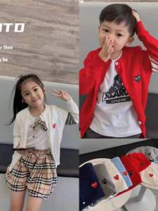 เสื้อสเวตเตอร์คอกลมแขนยาวลายทางสีแดง สำหรับครอบครัว ชุดเด็กชายและเด็กหญิง สวมใส่สบาย ผ้าฝ้ายเนื้อนุ่ม สวมใส่ได้ตลอดทั้งปี