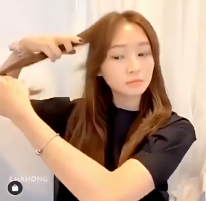 ONEFASHIONMALL Roll Rambut Tempel Gulung Poni Magic Roll Hair Jepitan Keriting Gelombang Curly BN016