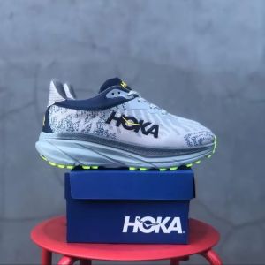 Hoka Chalenger Atr 7 Abu Sepatu Olahraga Lari Pria Anti Licin DiOutdoor Indoor/Sepatu Running Pria Hoka Atr 7 Abu
