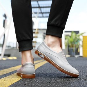 รองเท้าบูทกันฝนสำหรับผู้ชาย ทรงต่ำ พื้นยางกันน้ำ ฤดูร้อน รองเท้ากันฝนลำลอง รองเท้าบูทกันฝนแบบลำลอง