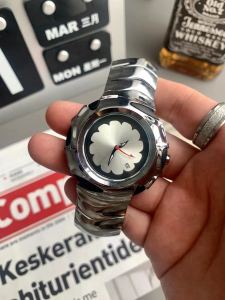 No-Logo Blade Quartz Watch Mens Vintage Small Luminescent Fashion Large Dial Alloy Strap Dual Button Buckle Calendar Function