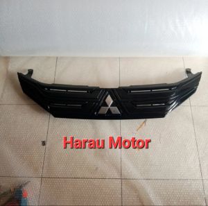 GRILLE DEPAN MITSUBISHI EXPANDER ORIGINAL