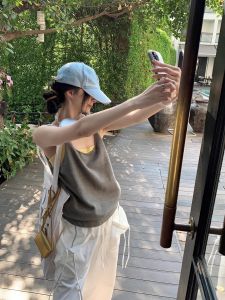 Design Sensual Backless Knitted Vest Strap Womens Summer Spicy Girl Loose Casual Elegantly Versatile Outerwear Top