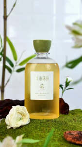 Dầu Tắm Thơm Tinh Dầu Nước Hoa Little Dream Garden 300g