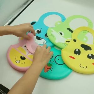 slabber bayi Waterproof /slaber bayi / Celemek Makan Bayi full Silikon B297