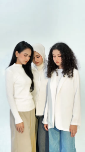 Sr12 Hair Serum Oil 20ml Membantu Menjaga Kelembaban Rambut Dan Mengurangi Kerontokan