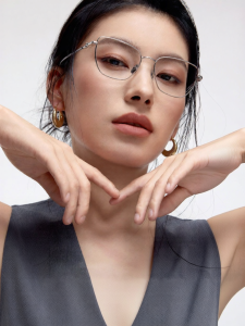 BOLON | Titanium Alloy Cat Eye Universal Eyeglasses Frame