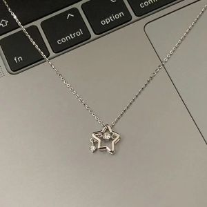 Jumping Lucky Star Necklace for Women Girls Ins Fashion Light Luxury Versatile Pendant Collar Chain Neckchain