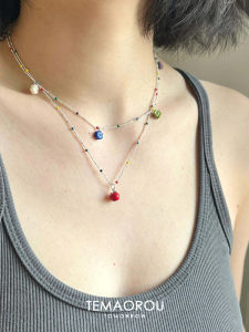 Colorful Small Flower Pendant Necklace Womens Style   Design Sweater Chain Lockbone Chain Jewelry Fashionable