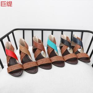 รองเท้าแตะผู้หญิงพื้นแบน Wish Station ไซส์ใหญ่ ฤดูร้อน 2020 รองเท้าแตะแบบสวมลำลอง ทรงหัวมน พื้นยาง สีพื้น