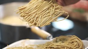 Sarawak Pan Mee Noodle 120g (original non spicy vegetarian) -砂拉越板面