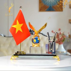 Hộp Đựng Bút Doanh Nhân Đại Bàng VIP có Cờ Chất Liệu Đồng Mạ Vàng và Pha Lê K9 Cao Cấp Hộp Bút Để Bàn Quà Tặng Sếp