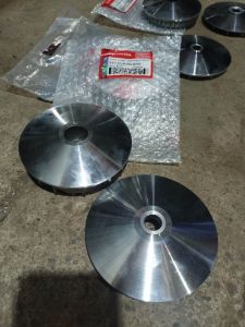 PULLEY RUMAH ROLLER VARIO 125 /150 PULY RUMAH ROLLER CUSTOM BUBUT VARIO