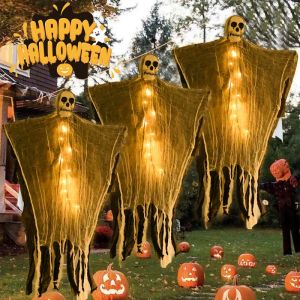 Terrifying Witch Hat Skull Hanging Lamp Battery-Powered Halloween Courtyard Decoration Light Realistic Glowing Ornament For Home & All Saints Day Party Atmosphere