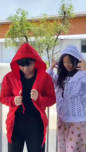 ส่งจากกทม.🚚✨ เสื้อกันหนาวแฟชั่น เสื้อแขนยาว เสื้อกันหนาว เสื้อฮู้ด งานพิมพ์ลาย เนื้อผ้าหนานุ่ม จ่ายปลายทางได้