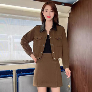 Fashionable Red Small Size Two-Piece Set Autumn 2024 Trendy Top Coat Short Skirt Ensemble Elegant Age-Defying Style