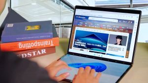 13.5 Laptop 12th Gen Intel N100 Dual 2.5K Touch Screen LPDDR5 Wins11 Yoga Tablet PC 2 in 1 Notebook