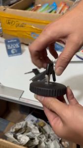 Nắp bình dầu xe tải KIA có khóa. Nắp dầu xe tải k3000 k165 k2700 1t4...