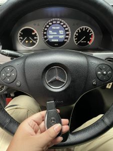 Chìa Khóa Thông Minh smartkey 3 Nút Bấm 433mhz Cho Mercedes GLK