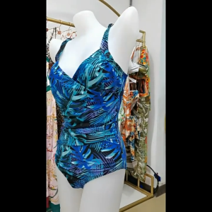 Ready stock)  New Swimsuit Womens Large Size Split Swimsuit European and American Flower Bud Hemmed Bikini one-piece Swimsuit