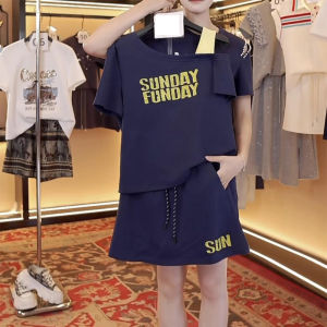 Shalldoer | ชุดแฟชั่นฤดูร้อนสำหรับผู้หญิง 2025 ใหม่ ชุดเสื้อยืดแขนสั้นพิมพ์ลายตัวอักษรสไตล์เกาหลี กระโปรงสั้น ชุดสองชิ้น