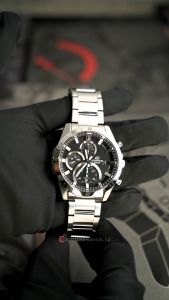 Jam Tangan Pria Casio Edifice Chronograph EFR-571D-1A Black Dial Silver Stainless Steel Band