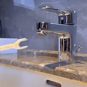 【SG STOCK】1080° Universal Rotation Bathroom Sink Brass Faucet Expander 2-Mode Water-Saving Pressurized Bathroom Swivel Faucet 万向水龙头