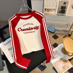 เสื้อยืดแขนยาวผู้หญิงผ้าฝ้ายแท้ทรงสลิมฟิต ฤดูใบไม้ร่วง 2024 เสื้อเชิ้ตชั้นในแบบใหม่ คอกลม แขนยาว ทรงสลิมฟิต