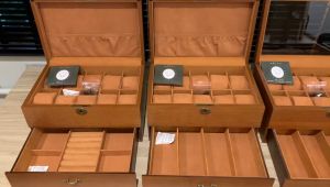 Roll_n_Rotate watches bracelets rings cufflinks glasses jewelry and jewelry integrated storage watch boxes with lock