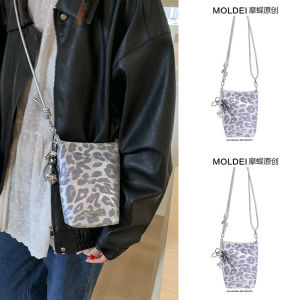 Fall Winter Luxury Commuter Crossbody Small Bag Womens 2025 New Silver Leopard Print Mobile Phone Bag Bucket Bag