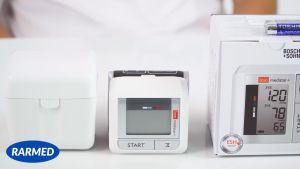 Máy đo huyết áp cổ tay điện tử Boso Medistar+ thông minh dễ sử dụng