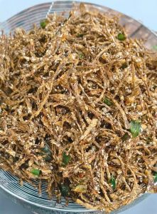 เห็ดลมทอดกรอบสมุนไพรร้านยายแก้วอำเภอลี้ ลำพูน(1000กรัม)