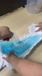 LUCKY BAB 50pcs Baby Diapers (Tape) Ultra-thin Breathable Baby Disposable Diapers NB -XXXL Tape