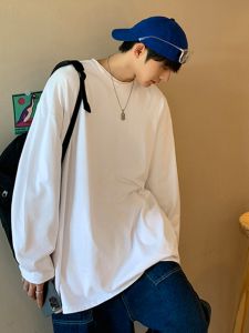 เสื้อสเวตเตอร์ผู้ชายคอกลมผ้าฝ้ายแท้หลวมพอดีเสื้อยืดลําลองสําหรับฤดูใบไม้ผลิและฤดูใบไม้ร่วงสไตล์ฮ่องกง INS เทรนด์เสื้อเบสลําลอง