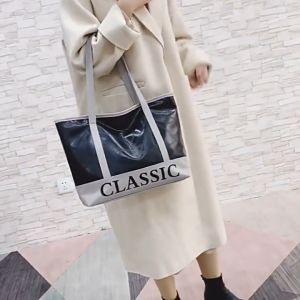 (w143) สะพายไหล่ช้อปปิ้ง กระเป๋าถือ สะพายไหล่ช้อปปิ้ง งานหนัง มี3ซิป redspeed