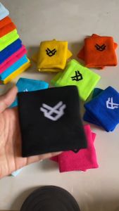 RAXEN Wristband Sport / Ikat Lengan Olahraga Sepak Bola Futsal Volly Dan Badminton