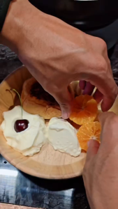 (ยกลัง12แพ็ก) ขนมปังหมอน ไส้นม ไส้ข้าวโพด 1แพ็ก12ซอง ซองละ 40กรัม ตรา MW เหม่ยเว่ย ส่งฟรี