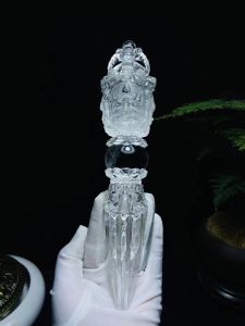 คริสตัลสีขาวอย่างเป็นธรรมชาติประดับด้วยคริสตัลแกะสลักแบบ Seenwork แบบโปร่งใส Essential Artifact พุทธหมายเหตุ: จี้ขนาด60-100มม. เพื่อส่งเชือกขนาดใหญ่เพื่อทำเครื่องประดับฐาน