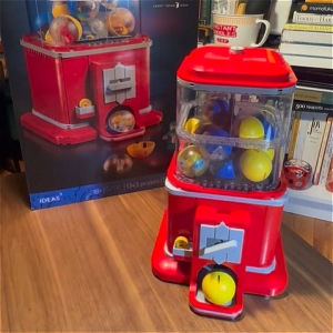 2025 New Creative Ideas Vending Machine Set Building Blocks Coin Operated Play Game Brick Toys Girl Boy Birthday Gifts 1343pcs