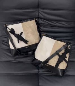 Túi Tote Móc Khoá Thỏ Chi02nd Size 30cm (Auth Tuồn)