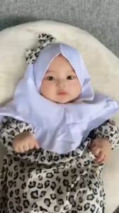Gamis Bayi Perempuan 6 12 Bulan Elmira Set